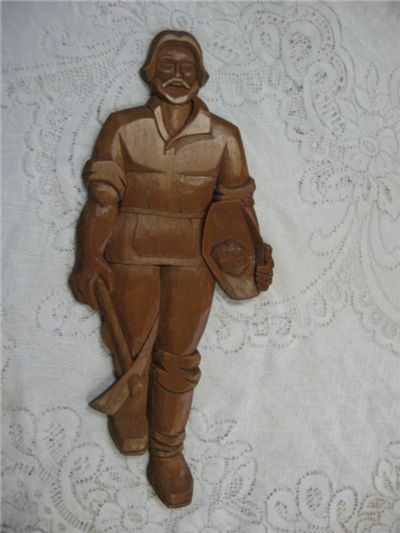 Лот: 9888749. Фото: 1. Панно из дерева (старатель, геолог... Другое (картины, панно)