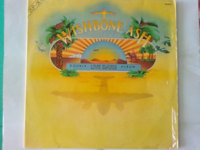 Лот: 25646489. Фото: 1. LP Wishbone Ash -LIVE DATES (2... Аудиозаписи