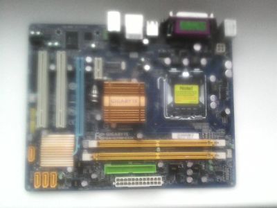 Лот: 3682873. Фото: 1. Материнская плата gIgabyte. Материнские платы