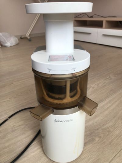Лот: 15855699. Фото: 1. Соковыжималка juicepresso. Кухонная