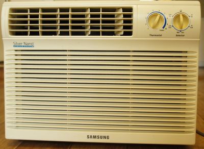 Лот: 13907229. Фото: 1. Кондиционер оконный Samsung, домашний. Кондиционеры, сплит-системы