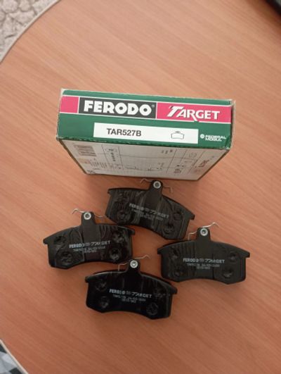 Лот: 24584385. Фото: 1. Колодки тормозные передние Ferodo. Тормозная система