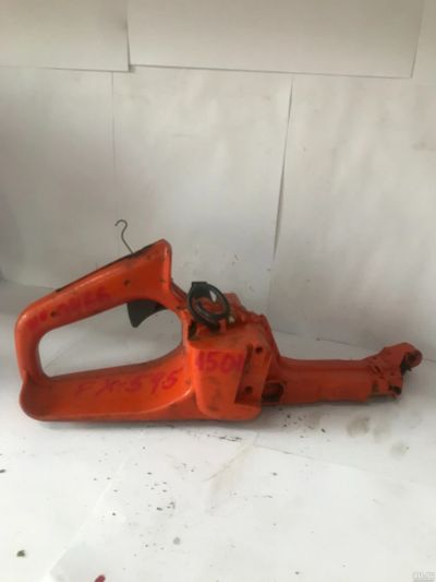 Лот: 18273035. Фото: 1. Корпуса двигателя бензопилы Husqvarna... Запчасти