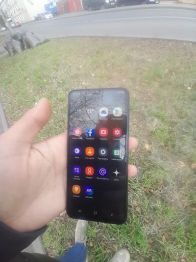 Лот: 25789749. Фото: 1. Samsung a50 4/64. Смартфоны