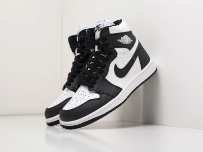 Лот: 16930593. Фото: 1. Кроссовки Nike Air Jordan 1 Mid. Кеды, кроссовки, слипоны
