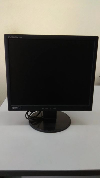 Лот: 16262101. Фото: 1. Монитор 17" LG Flatron L1742SE. ЖК-мониторы