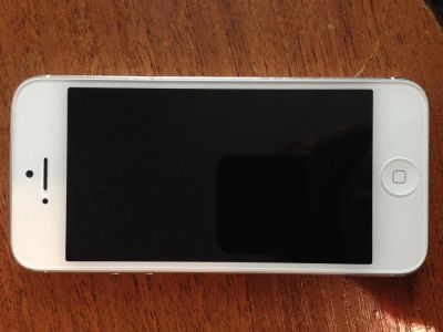 Лот: 3250304. Фото: 1. iphone 5 16GB. Смартфоны