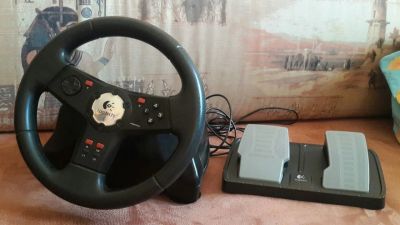Лот: 9272283. Фото: 1. Руль Игровой Logitech Formula... Рули, джойстики