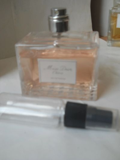 Лот: 6262362. Фото: 1. Miss Dior Cherie 2011 20мл. Женская парфюмерия