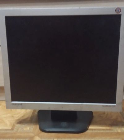 Лот: 18150470. Фото: 1. Samsung 710V W. ЖК-мониторы
