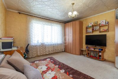 Лот: 25429650. Фото: 1. 3-комн. квартира , Красноярск... Квартиры, студии