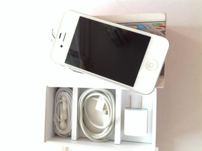 Лот: 2596893. Фото: 1. iPhone 4s 8gb White как новый... Смартфоны