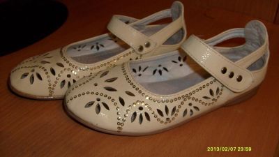 Лот: 3098745. Фото: 1. туфли для девочки р.32. Другое (учёба (школа, вуз))