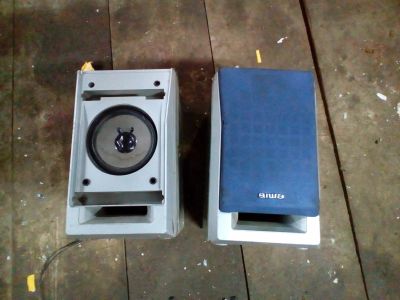 Лот: 15638113. Фото: 1. Пара колонок aiwa цена за обе. Пассивные акустические системы