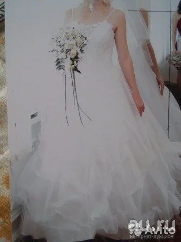 Лот: 8256262. Фото: 1. Продам свадебное платье с подьюбником. Свадебные платья