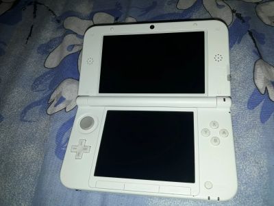 Лот: 11871145. Фото: 1. Nintendo 3DS XL + Circle Pad Pro. Консоли