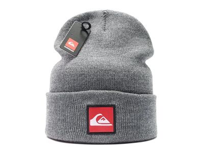 Лот: 12642181. Фото: 1. Шапка Quiksilver (серый) мужская... Головные уборы