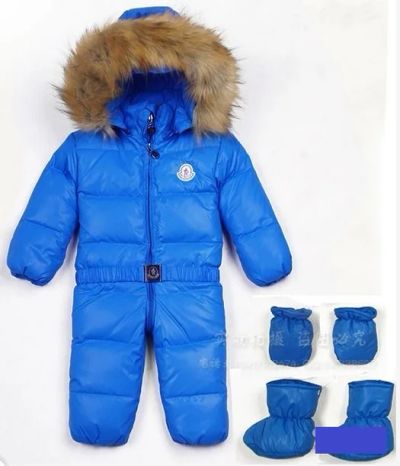 Лот: 6888001. Фото: 1. Зимний комбинезон Moncler. Костюмы, пиджаки, комбинезоны