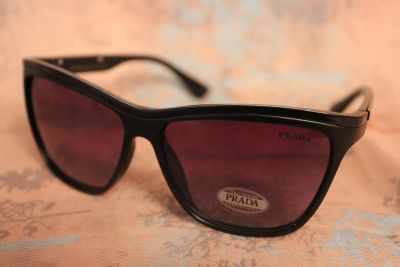 Лот: 3998734. Фото: 1. Солнцезащитные очки PRADA. Модель... Очки солнцезащитные