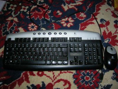Лот: 1477567. Фото: 1. Клавиатура с мышкой Logitech,обмен. Клавиатуры и мыши