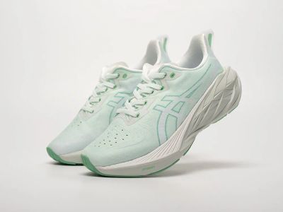 Лот: 24974750. Фото: 1. Кроссовки Asics Novablast 4. Кеды, кроссовки, слипоны