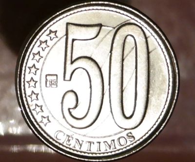 Лот: 8242537. Фото: 1. Экзотика с рубля (2672) Венесуэла. Остальные страны