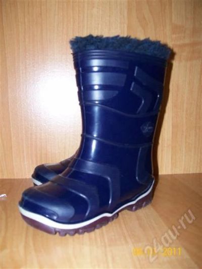 Лот: 705510. Фото: 1. резиновые сапожки. Другое (дети растут)
