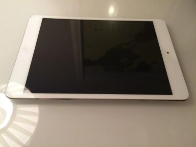 Лот: 5205181. Фото: 1. Планшет Apple iPad mini Wi-Fi... Планшеты