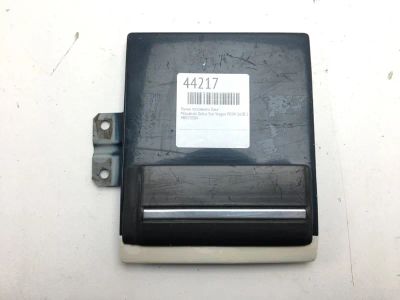 Лот: 20391380. Фото: 1. Лючок топливного бака Mitsubishi... Топливная система