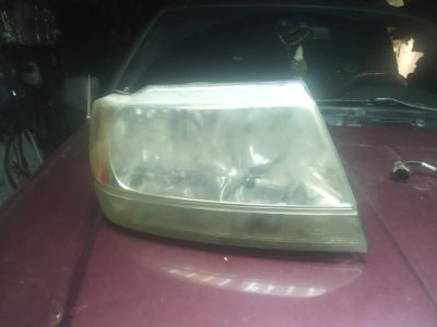 Лот: 19634435. Фото: 1. фара правая Jeep Grand Cherokee. Оптика и освещение