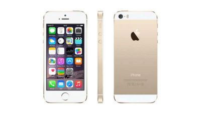 Лот: 6983336. Фото: 1. Куплю Айфон 5c Iphone 5s 64 Gb... Кнопочные мобильные телефоны