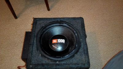 Лот: 3763843. Фото: 1. Сабвуфер JBL с усилителем. Сабвуферы
