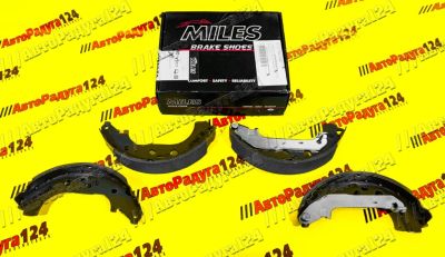 Лот: 18637635. Фото: 1. Колодки Ford Focus 2 задние барабанные... Тормозная система