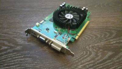 Лот: 14312971. Фото: 1. Видеокарта Palit GeForce 8600... Видеокарты