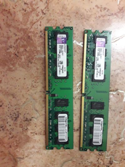 Лот: 7647771. Фото: 1. 2 планки по 2 гигабайта = 4 DDR2... Оперативная память