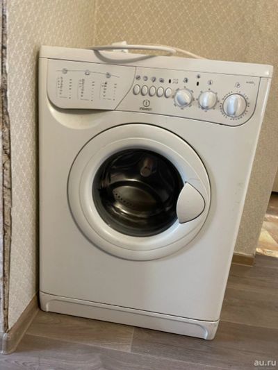 Лот: 18468344. Фото: 1. Неисправная Indesit W 105 TX. Стиральные машины