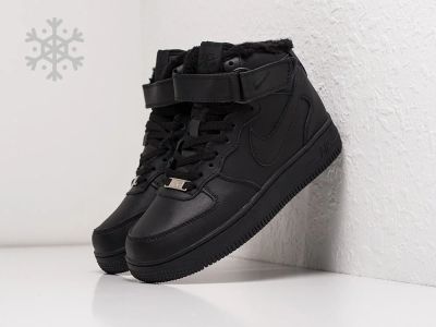 Лот: 18879877. Фото: 1. Зимние Кроссовки Nike Air Force... Кеды, кроссовки, слипоны