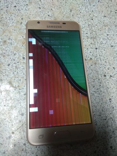 Лот: 12029970. Фото: 1. Samsung Galaxy J5 Prime золотой. Смартфоны