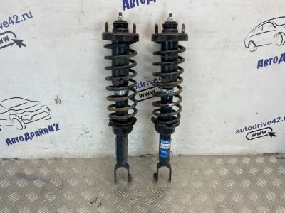Лот: 23552834. Фото: 1. стойки Honda Civic Ferio EK2. Двигатель и элементы двигателя