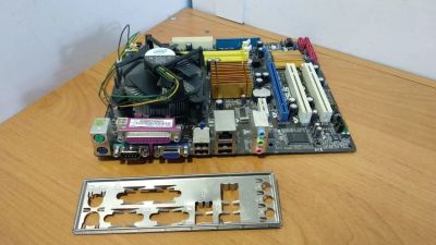 Лот: 17682389. Фото: 1. Материнская плата Asus P5KPL-AM... Материнские платы