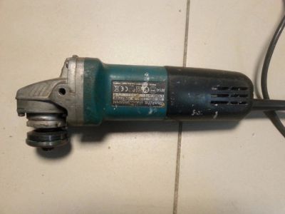 Лот: 7998579. Фото: 1. Болгарка ушм Makita 9555hn. Электроинструмент