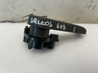 Лот: 24868907. Фото: 1. ручка открывания капота Kia Seltos... Кузов