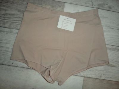 Лот: 8325603. Фото: 1. Новые женские трусы р-р 2XL. Нижнее бельё