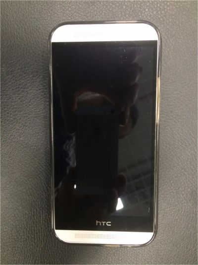 Лот: 9037416. Фото: 1. Смартфон HTC ONE M8 отличное состояние. Смартфоны