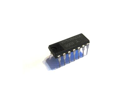 Лот: 21258050. Фото: 1. КР514ИД2, микросхема, дешифратор... Микросхемы