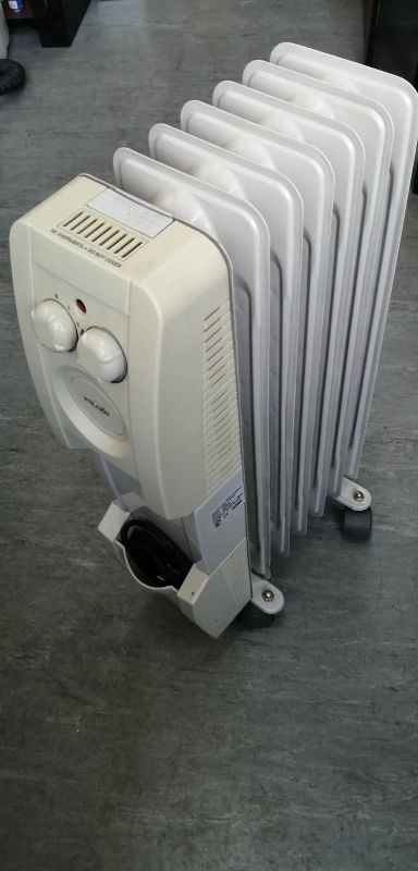 Лот: 15022298. Фото: 1. Масляный радиатор Polaris PRE... Радиаторы отопления, полотенцесушители