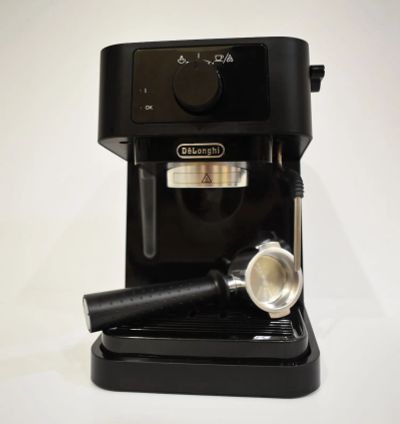 Лот: 19982511. Фото: 1. Кофеварка рожковая DeLonghi EC230... Чайники, кофемашины, кулеры