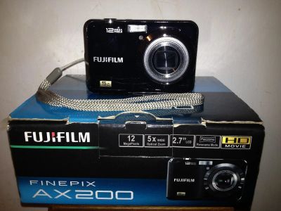 Лот: 3190467. Фото: 1. Fujifilm Finepix Ax200 Отличное... Цифровые компактные