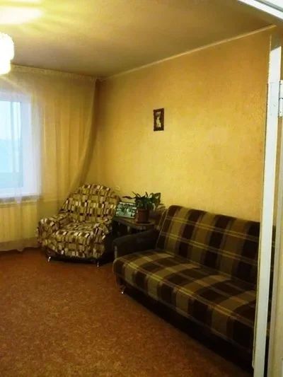 Лот: 10718312. Фото: 1. Кутузова,42 3-комн. Квартиры, студии