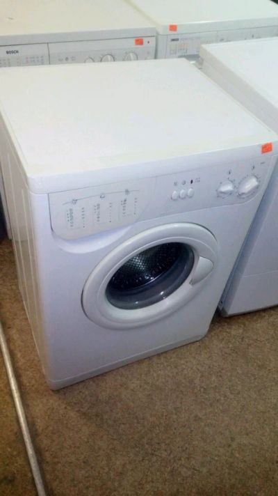 Лот: 5126036. Фото: 1. Стиральная машина Indesit W83T... Стиральные машины